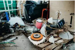 Professional furniture removal services in Lakewood Colorado