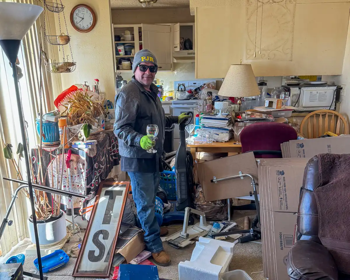 Decluttering a Lakewood home before listing it for sale